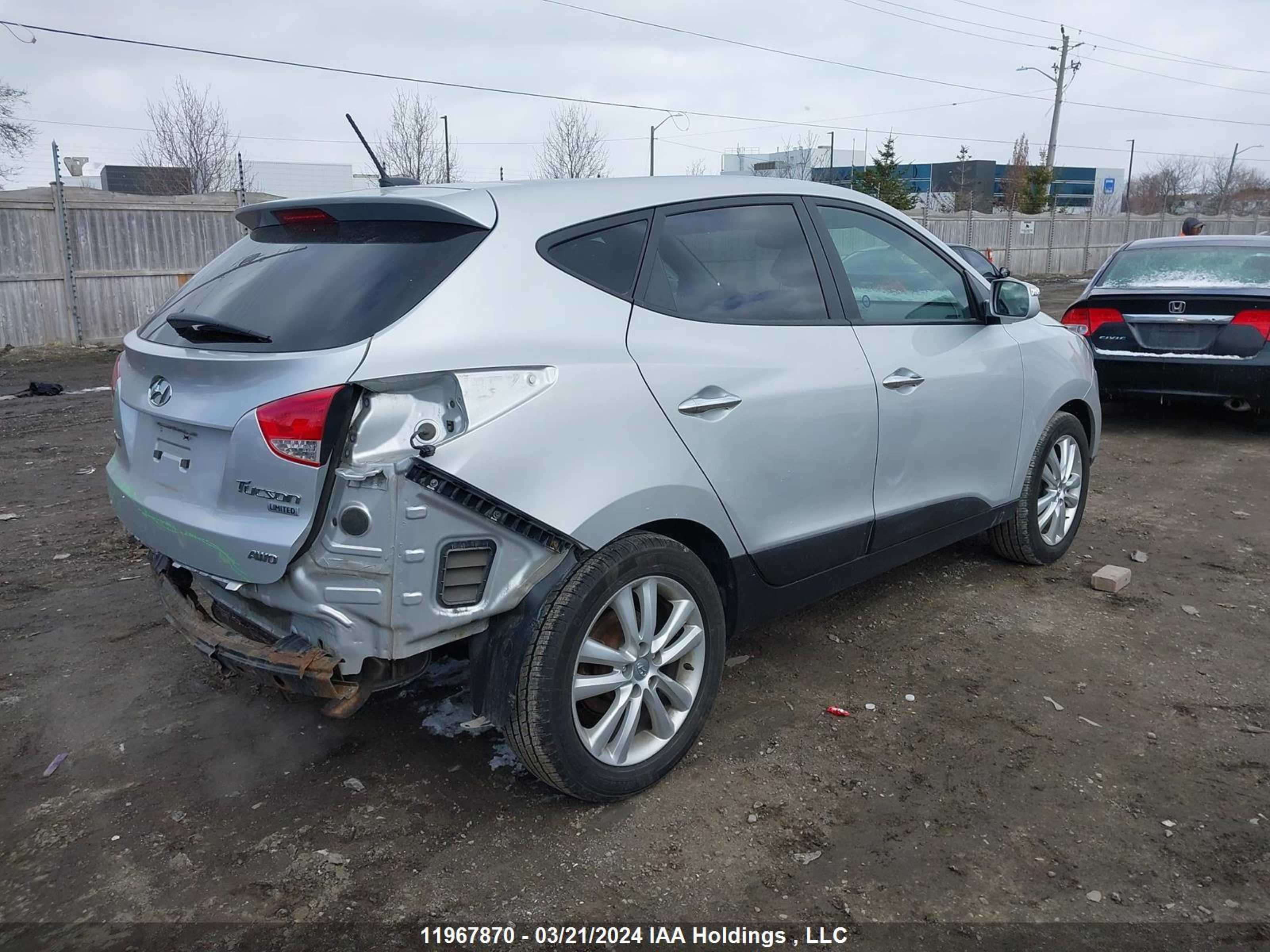 Photo 3 VIN: KM8JUCAC2DU635055 - HYUNDAI TUCSON 