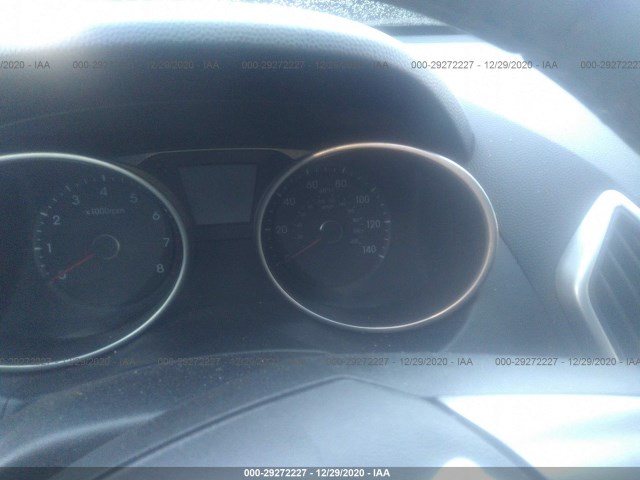 Photo 6 VIN: KM8JUCAC3AU024396 - HYUNDAI TUCSON 