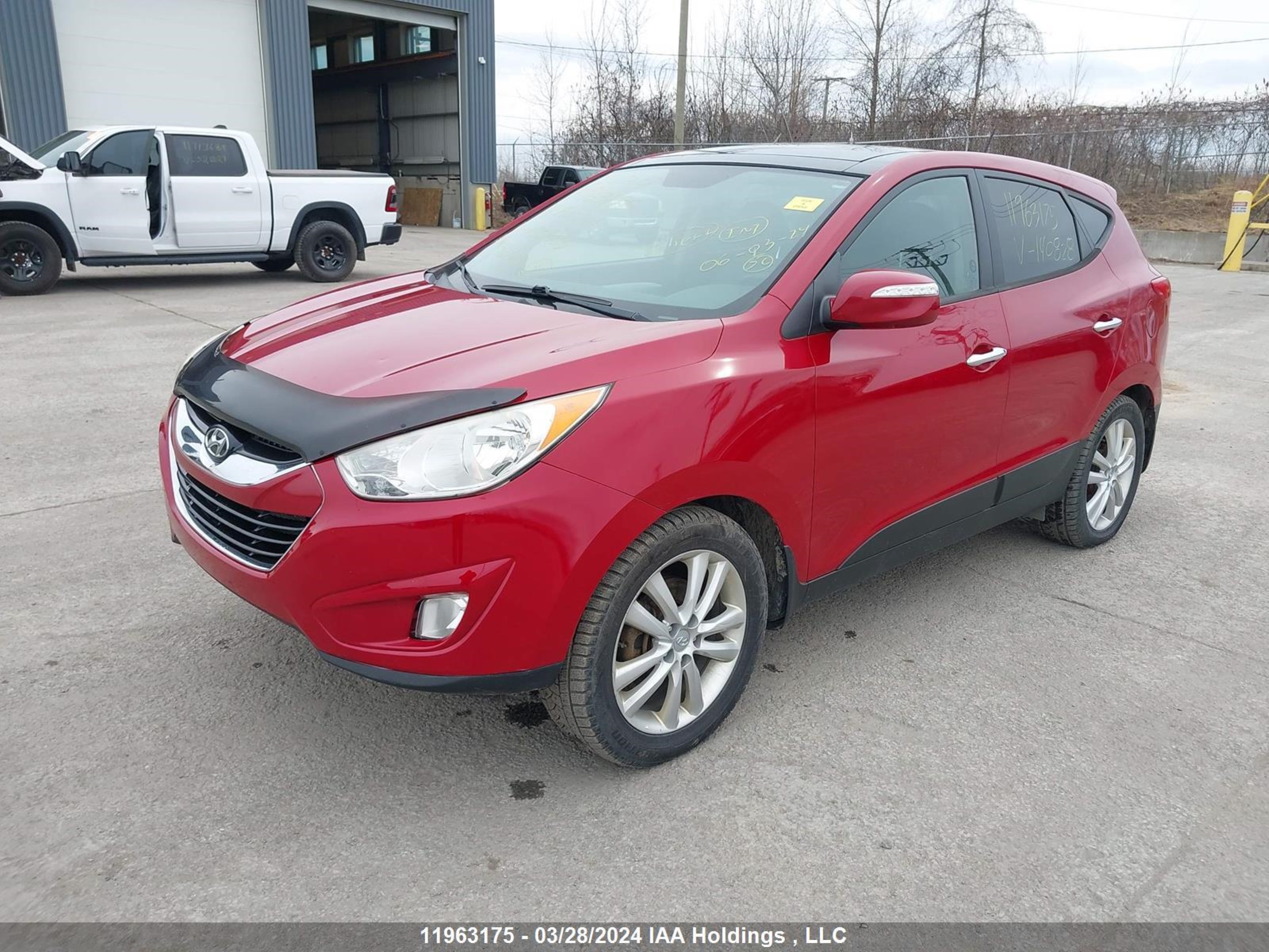 Photo 1 VIN: KM8JUCAC3BU140828 - HYUNDAI TUCSON 