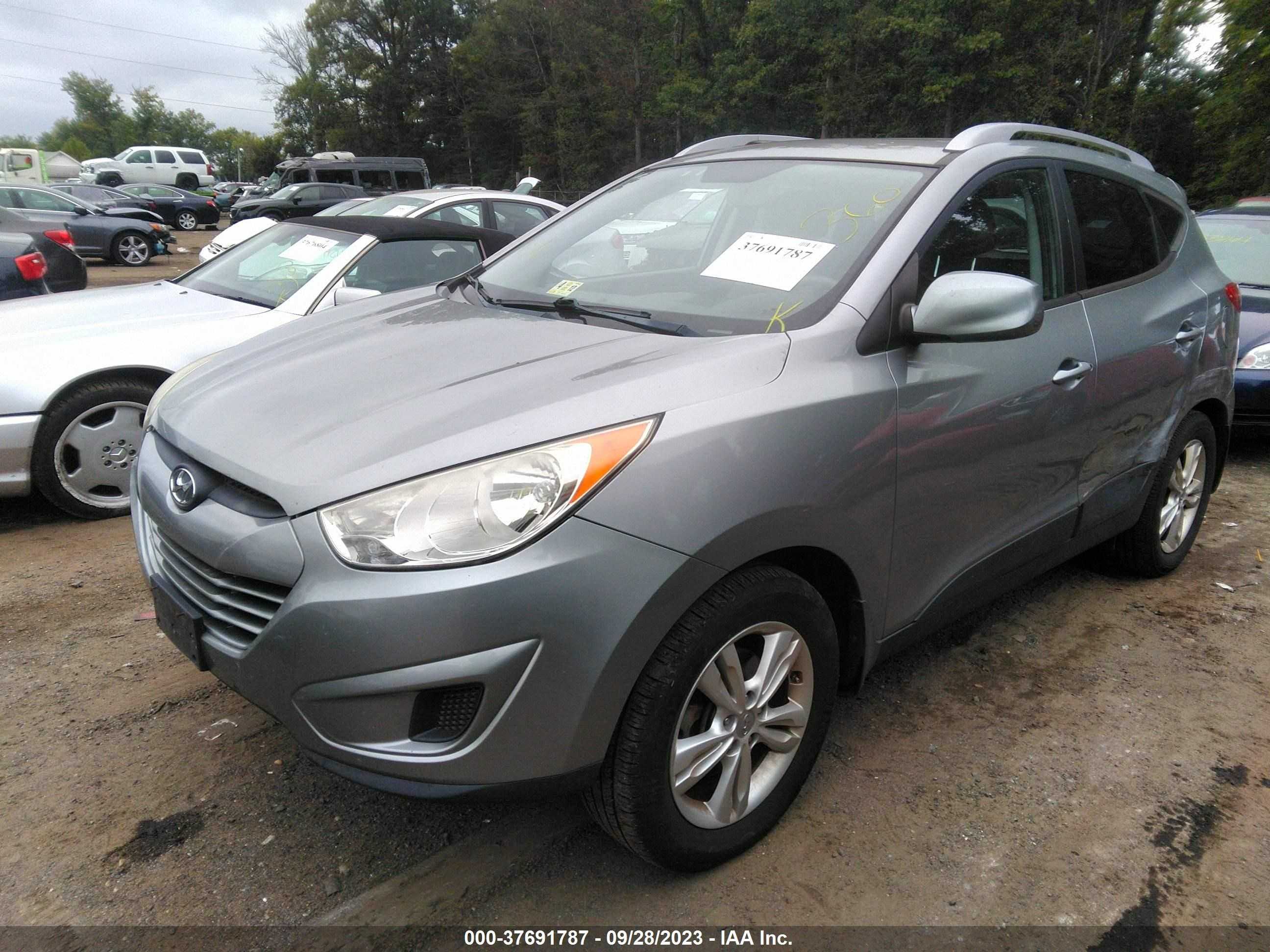 Photo 1 VIN: KM8JUCAC3BU272178 - HYUNDAI TUCSON 