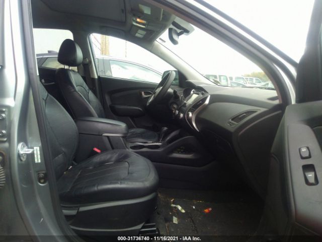 Photo 4 VIN: KM8JUCAC3BU282094 - HYUNDAI TUCSON 