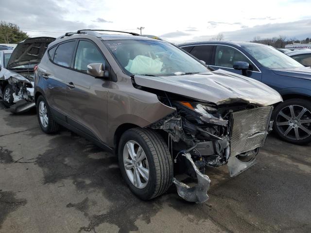 Photo 3 VIN: KM8JUCAC3CU335829 - HYUNDAI TUCSON 