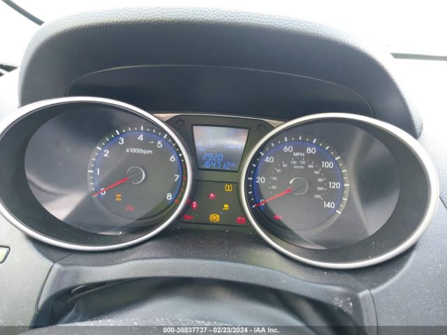 Photo 6 VIN: KM8JUCAC3CU394573 - HYUNDAI TUCSON 