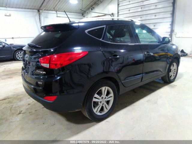 Photo 3 VIN: KM8JUCAC3CU451239 - HYUNDAI TUCSON 