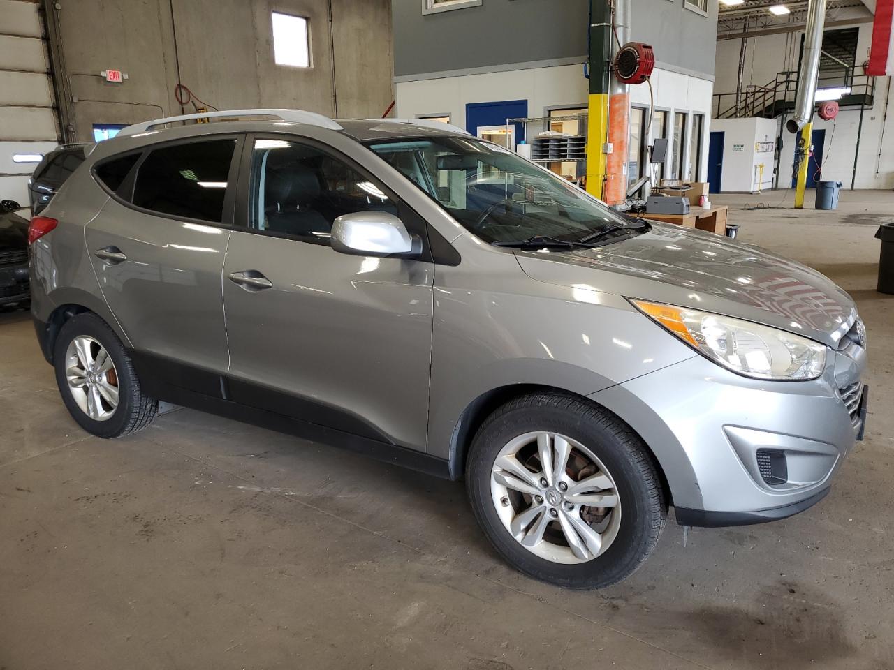 Photo 3 VIN: KM8JUCAC4AU021314 - HYUNDAI TUCSON 