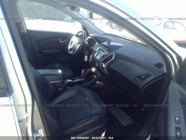 Photo 4 VIN: KM8JUCAC4AU091427 - HYUNDAI TUCSON 