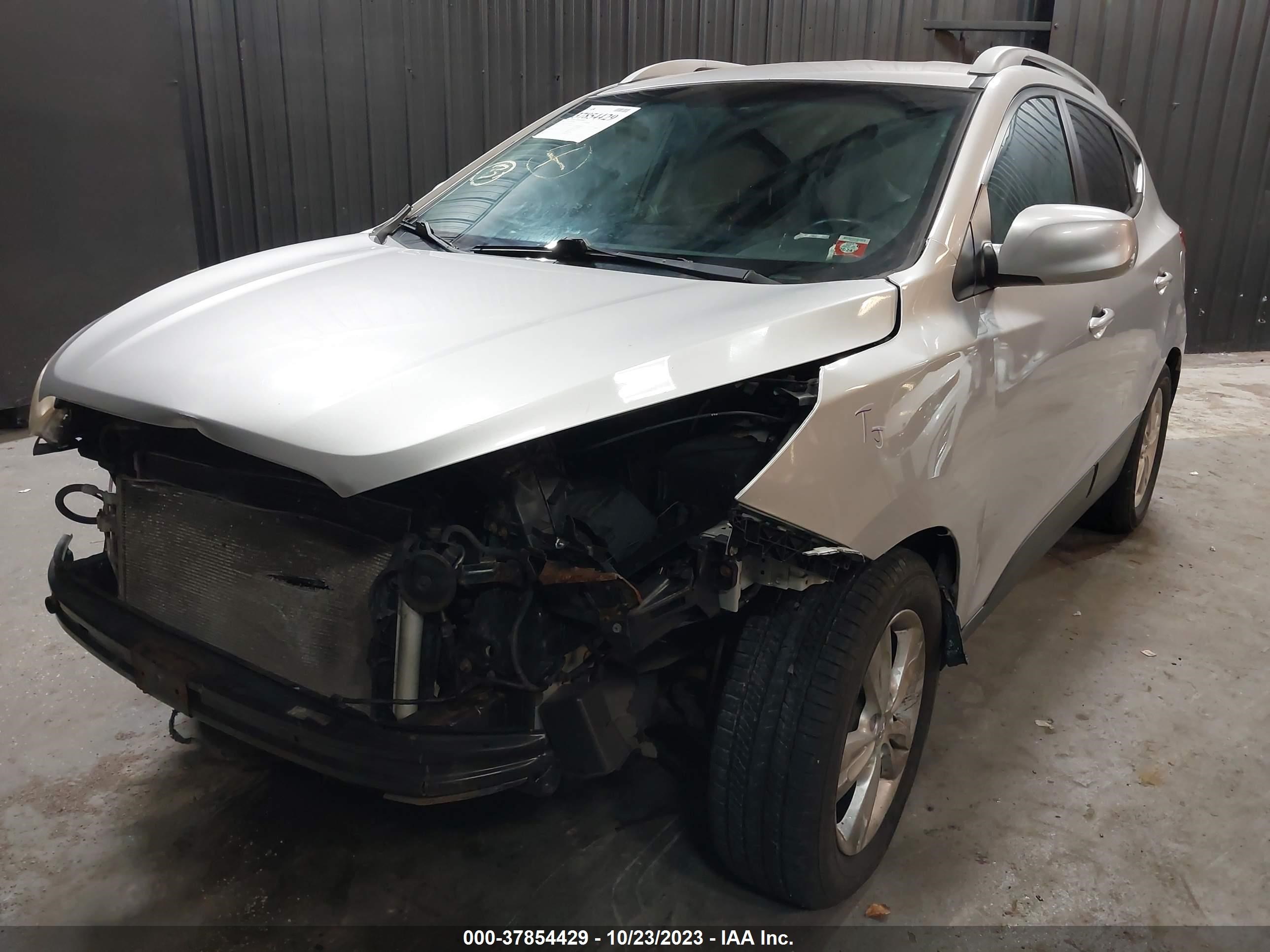 Photo 1 VIN: KM8JUCAC4BU207064 - HYUNDAI TUCSON 