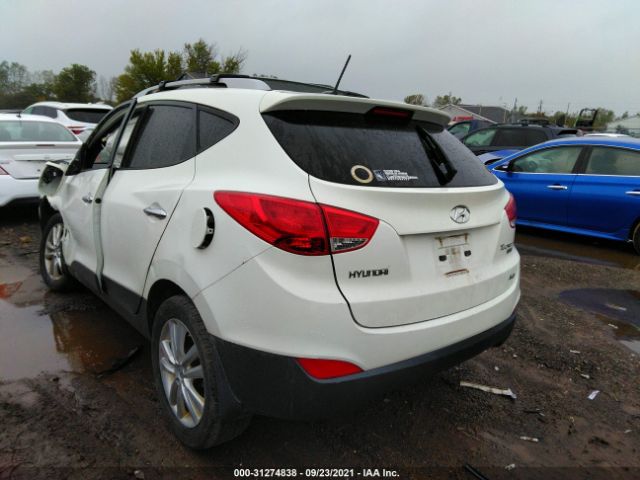 Photo 2 VIN: KM8JUCAC4CU319557 - HYUNDAI TUCSON 