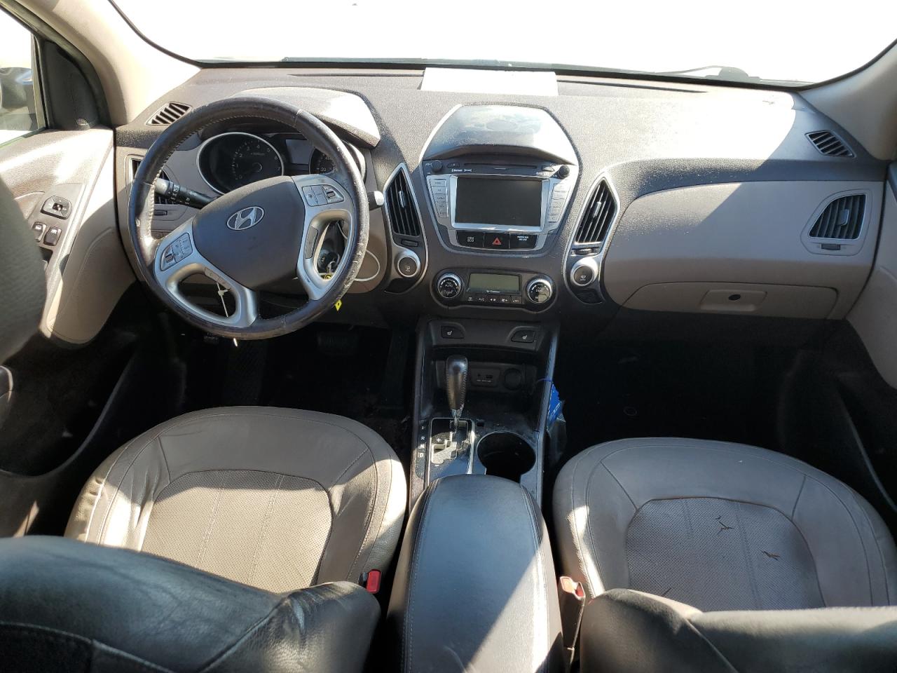 Photo 7 VIN: KM8JUCAC4CU382822 - HYUNDAI TUCSON 