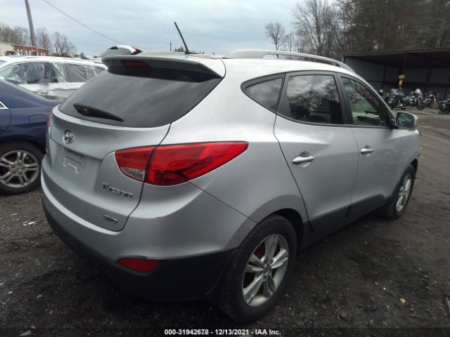 Photo 3 VIN: KM8JUCAC4CU418380 - HYUNDAI TUCSON 