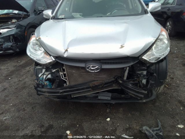 Photo 5 VIN: KM8JUCAC4CU418380 - HYUNDAI TUCSON 