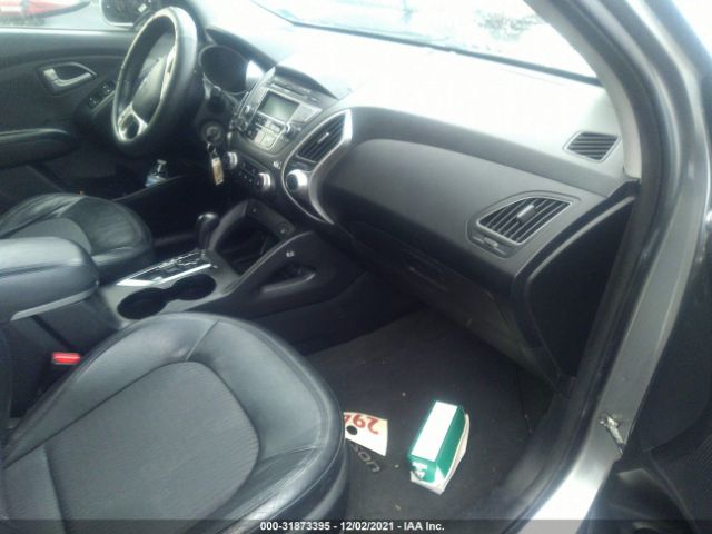 Photo 4 VIN: KM8JUCAC5CU395045 - HYUNDAI TUCSON 