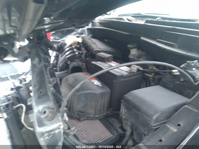 Photo 9 VIN: KM8JUCAC5CU403547 - HYUNDAI TUCSON 