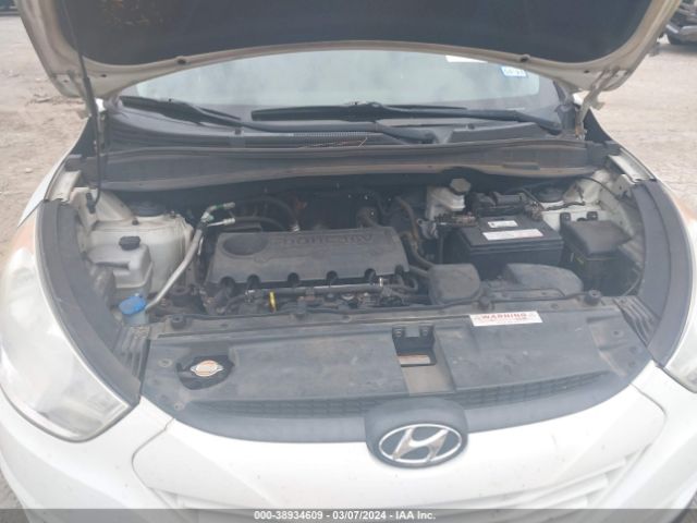 Photo 9 VIN: KM8JUCAC5CU416640 - HYUNDAI TUCSON 