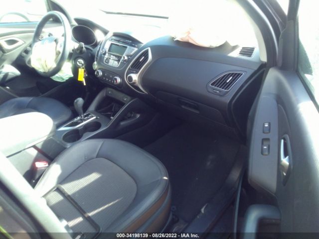 Photo 4 VIN: KM8JUCAC5DU575868 - HYUNDAI TUCSON 