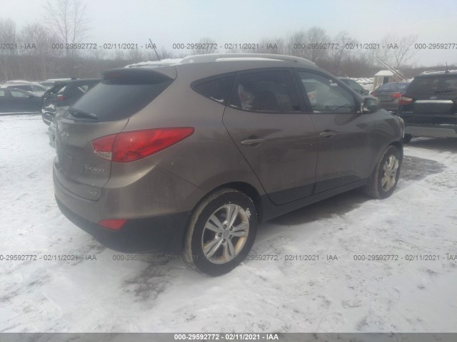 Photo 3 VIN: KM8JUCAC6BU184905 - HYUNDAI TUCSON 