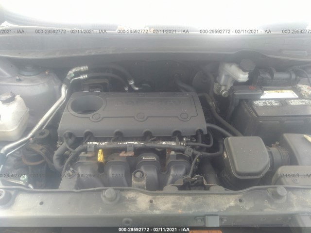 Photo 9 VIN: KM8JUCAC6BU184905 - HYUNDAI TUCSON 