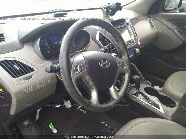 Photo 4 VIN: KM8JUCAC6DU639366 - HYUNDAI TUCSON 