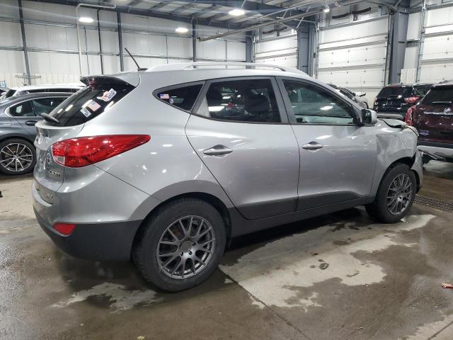 Photo 2 VIN: KM8JUCAC7AU057014 - HYUNDAI TUCSON 