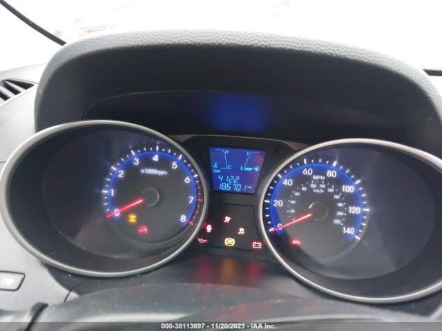 Photo 5 VIN: KM8JUCAC7AU084052 - HYUNDAI TUCSON 