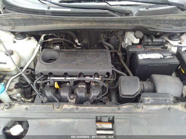 Photo 9 VIN: KM8JUCAC7CU396116 - HYUNDAI TUCSON 