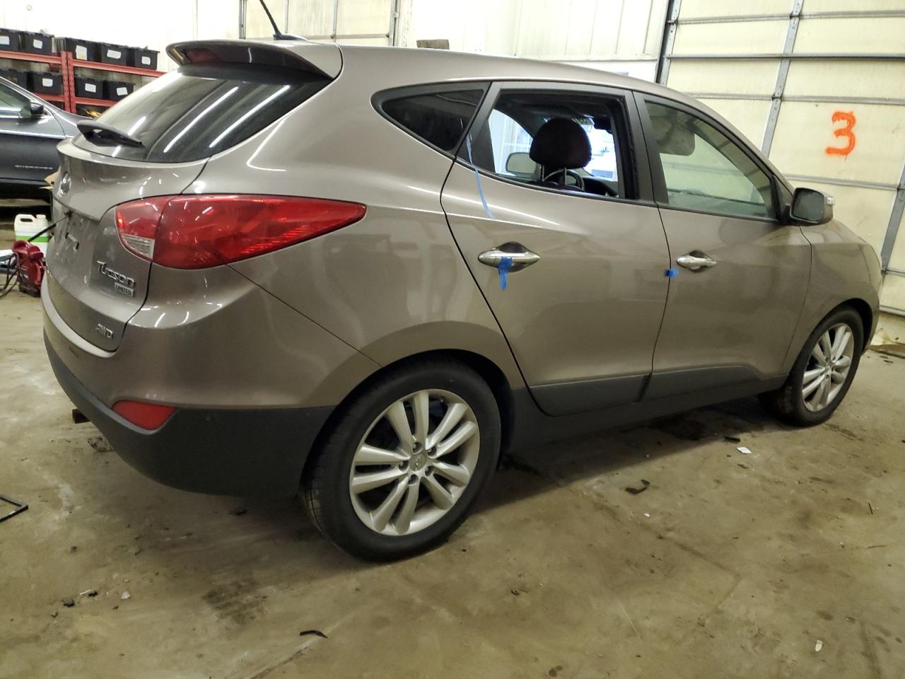 Photo 2 VIN: KM8JUCAC7CU404635 - HYUNDAI TUCSON 