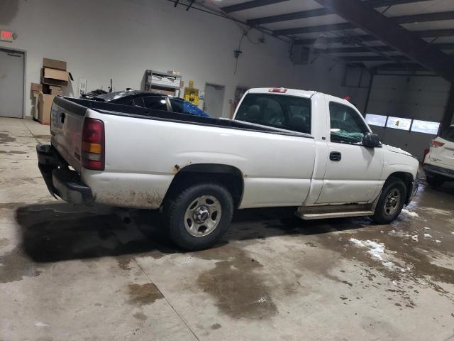 Photo 2 VIN: KM8JUCAC7DU606912 - GMC SIERRA 