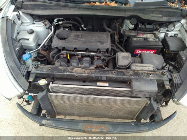 Photo 9 VIN: KM8JUCAC8AU042442 - HYUNDAI TUCSON 