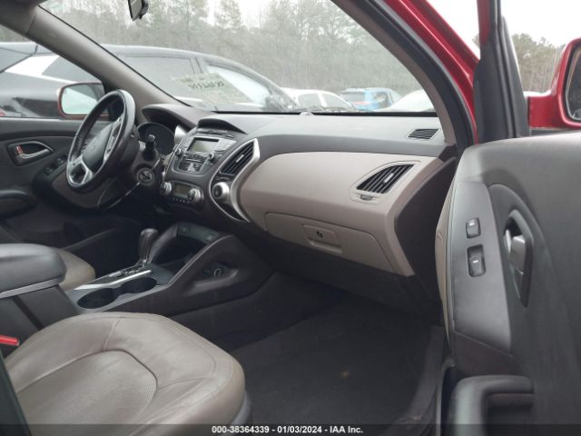 Photo 4 VIN: KM8JUCAC8AU046913 - HYUNDAI TUCSON 