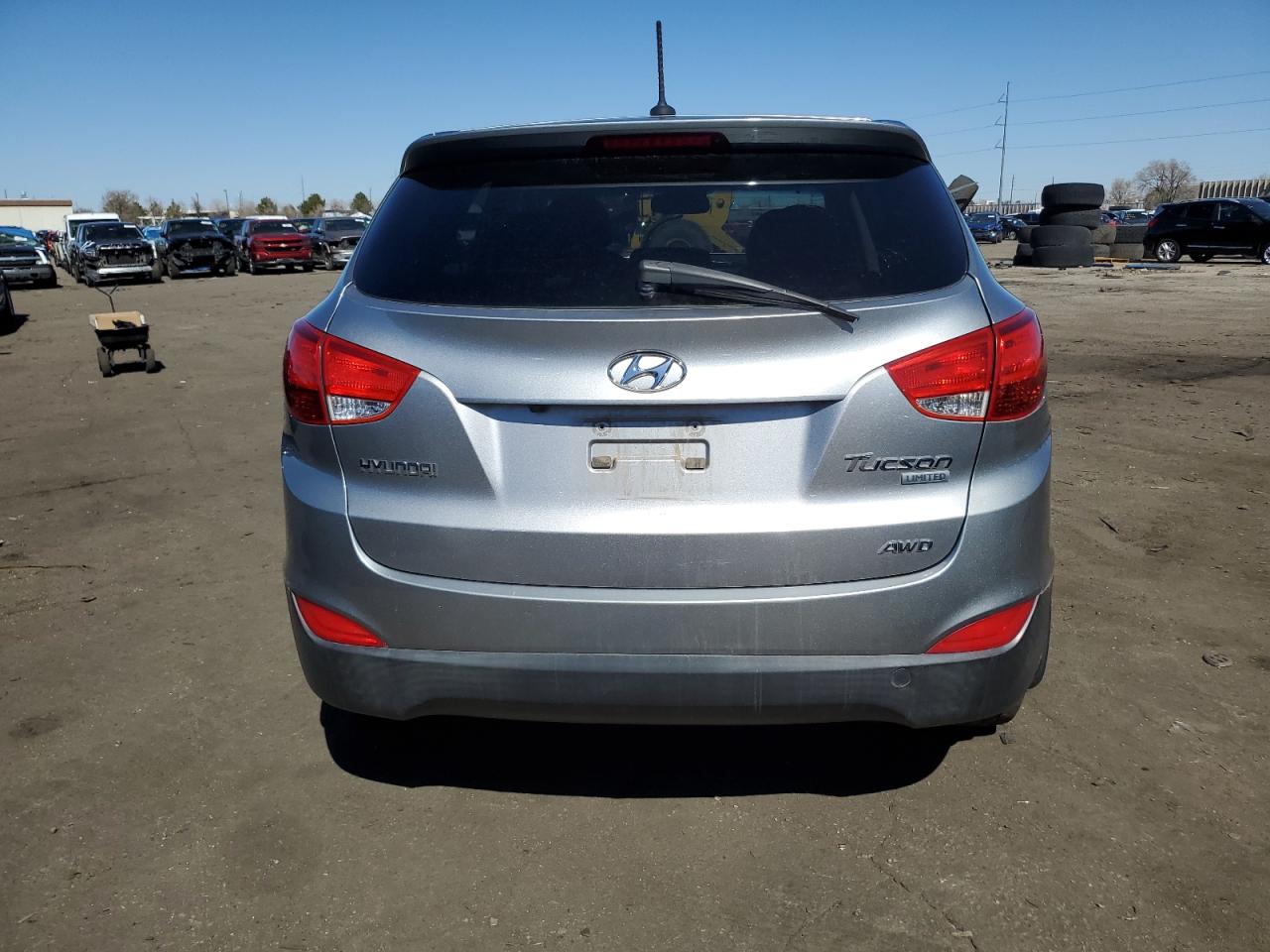 Photo 5 VIN: KM8JUCAC8CU380314 - HYUNDAI TUCSON 