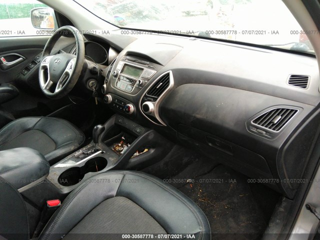 Photo 4 VIN: KM8JUCAC8CU478470 - HYUNDAI TUCSON 