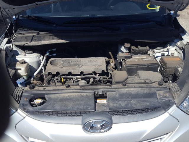 Photo 6 VIN: KM8JUCAC8CU512939 - HYUNDAI TUCSON GLS 