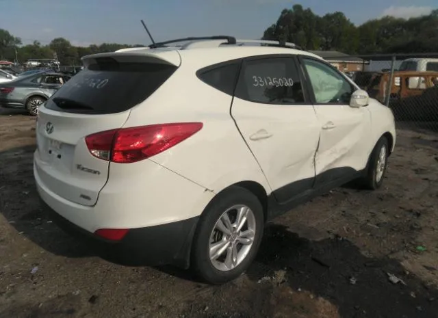 Photo 3 VIN: KM8JUCAC8CU542961 - HYUNDAI TUCSON 