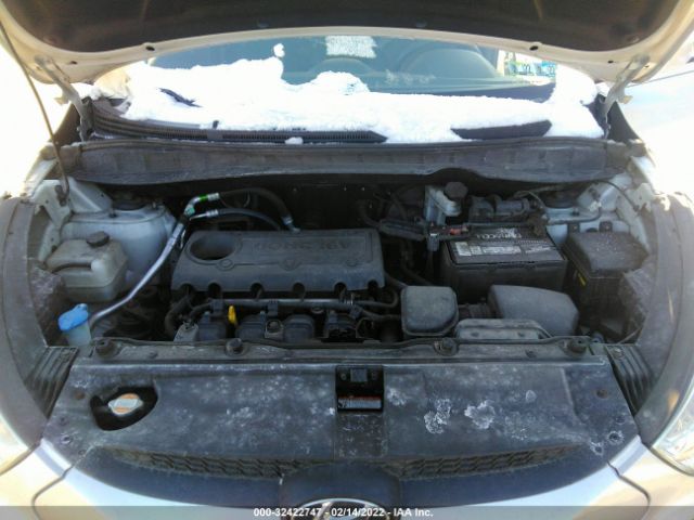 Photo 9 VIN: KM8JUCAC9CU375607 - HYUNDAI TUCSON 