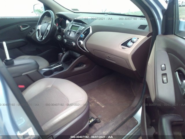 Photo 4 VIN: KM8JUCACXAU094896 - HYUNDAI TUCSON 