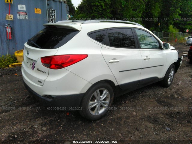 Photo 3 VIN: KM8JUCACXBU225973 - HYUNDAI TUCSON 