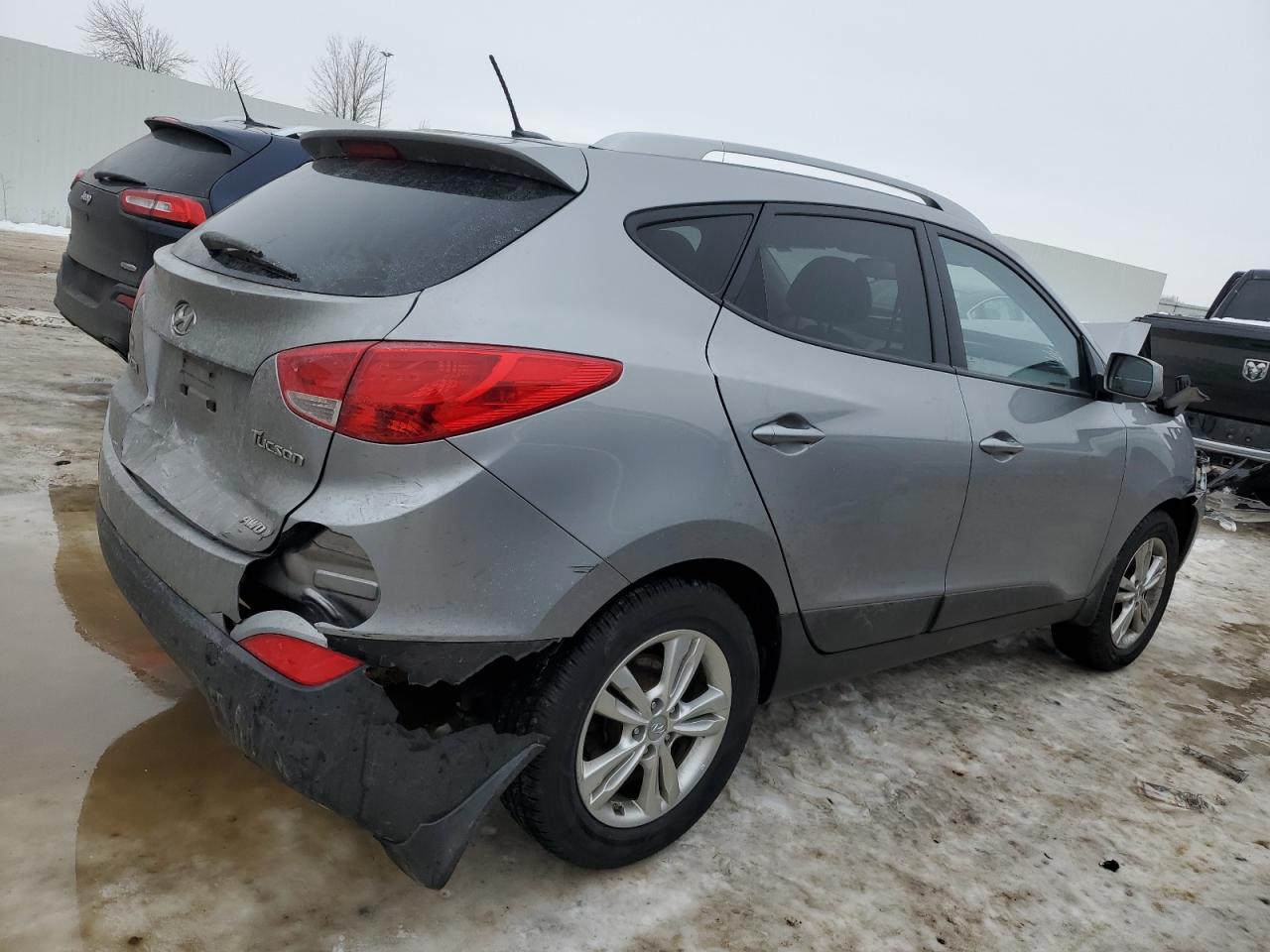 Photo 2 VIN: KM8JUCACXBU309145 - HYUNDAI TUCSON 