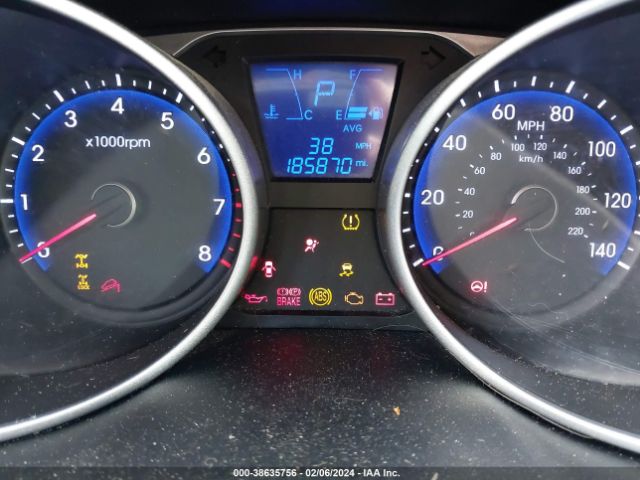 Photo 6 VIN: KM8JUCAG1EU888386 - HYUNDAI TUCSON 