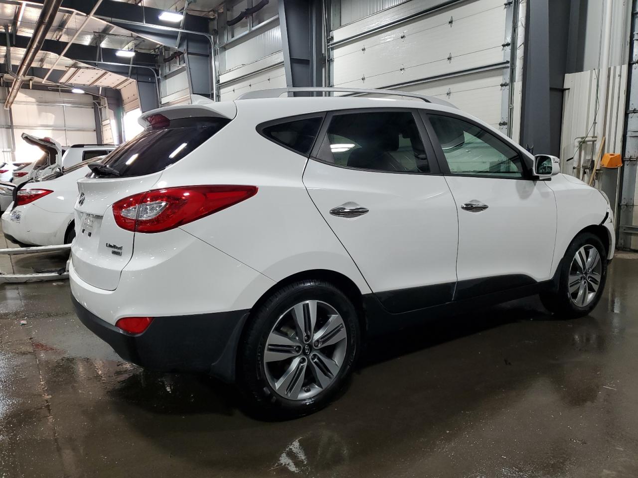 Photo 2 VIN: KM8JUCAG1FU101017 - HYUNDAI TUCSON 