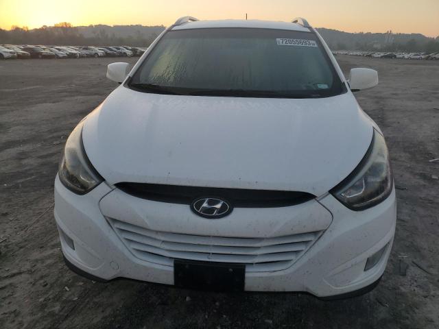 Photo 4 VIN: KM8JUCAG1FU105200 - HYUNDAI TUCSON LIM 