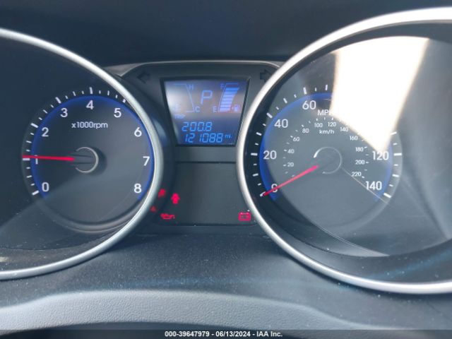 Photo 6 VIN: KM8JUCAG3EU812278 - HYUNDAI TUCSON 