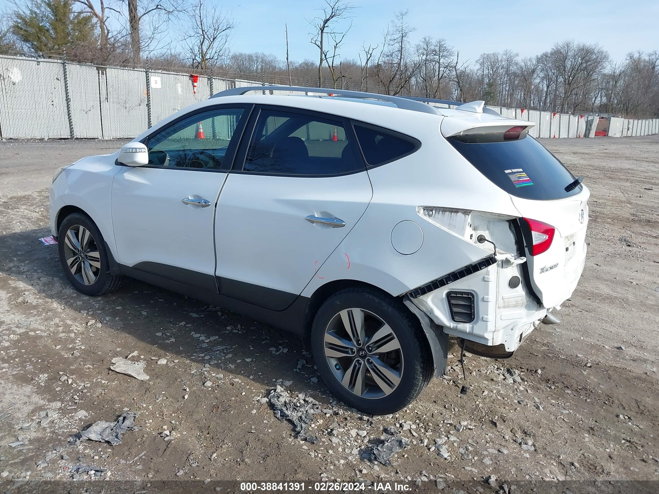 Photo 2 VIN: KM8JUCAG3EU846494 - HYUNDAI TUCSON 