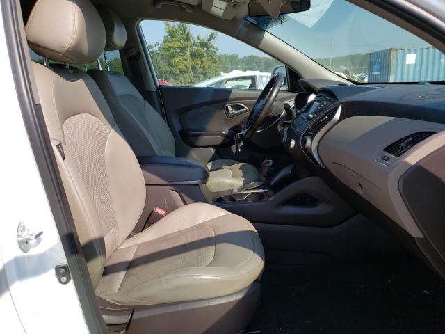 Photo 4 VIN: KM8JUCAG3FU075231 - HYUNDAI TUCSON LIM 