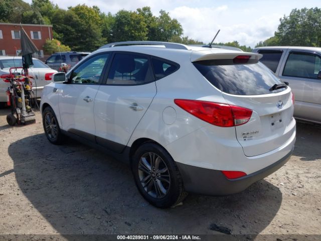 Photo 2 VIN: KM8JUCAG3FU102315 - HYUNDAI TUCSON 