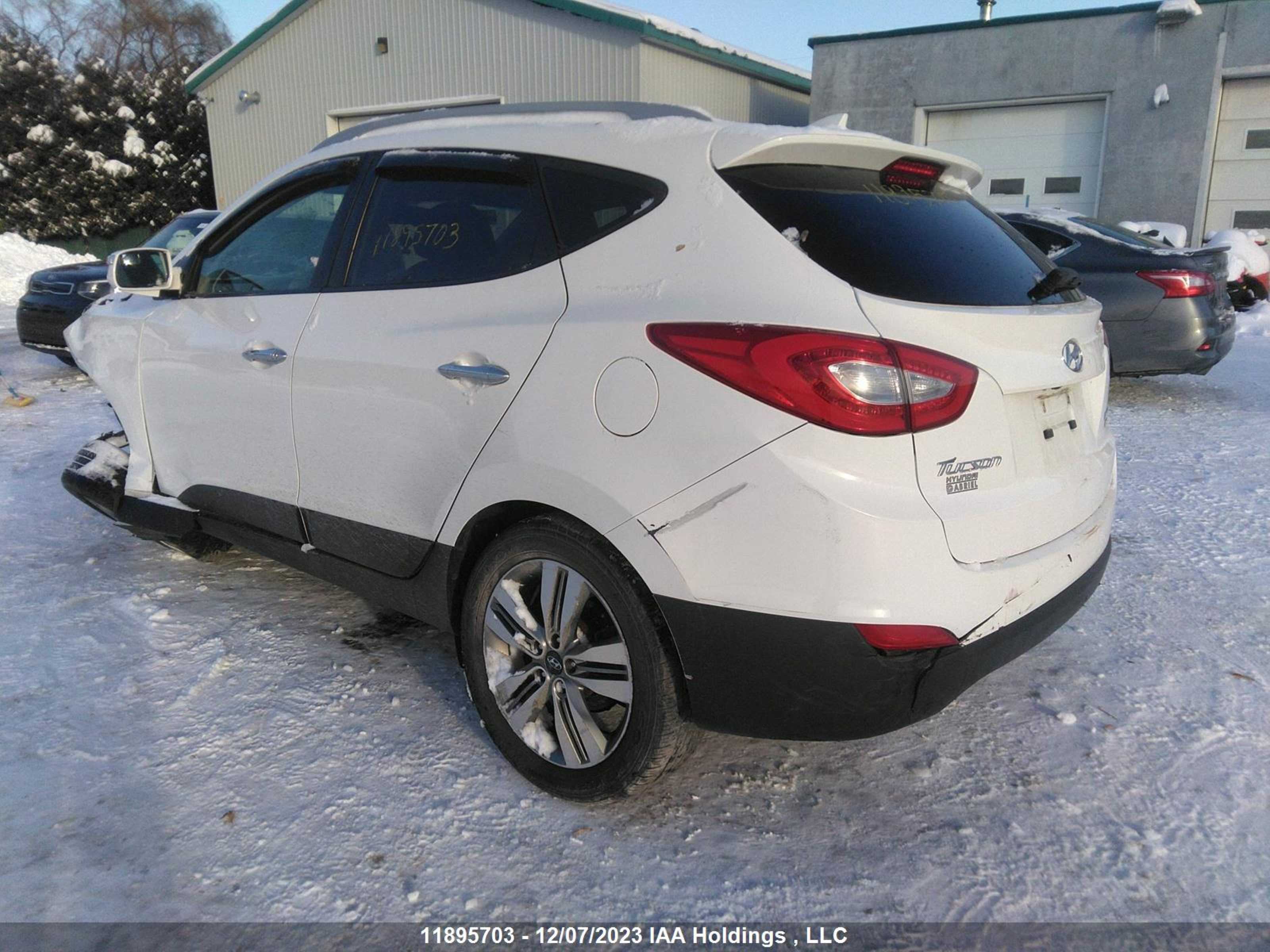 Photo 2 VIN: KM8JUCAG3FU982108 - HYUNDAI TUCSON 