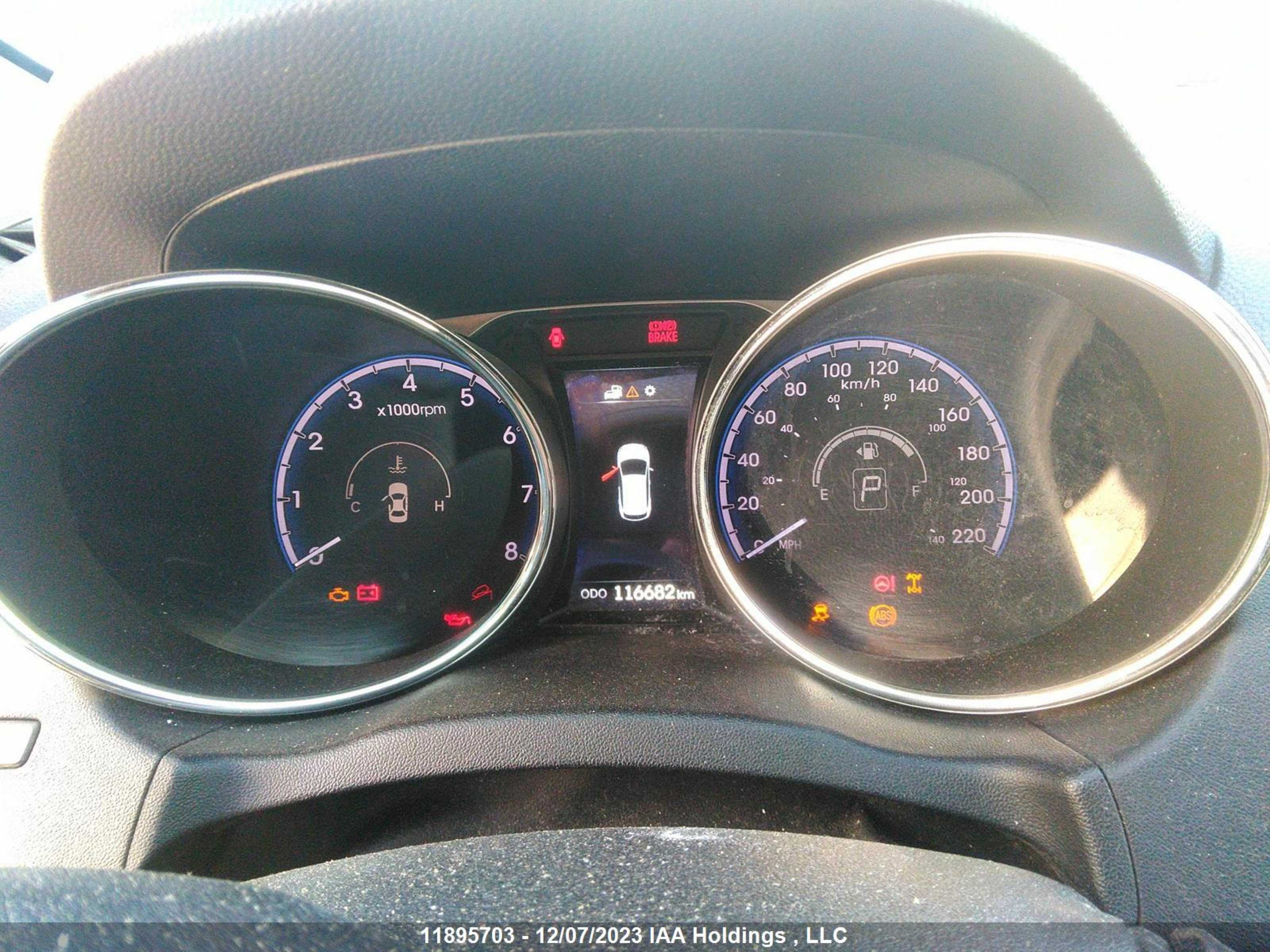 Photo 6 VIN: KM8JUCAG3FU982108 - HYUNDAI TUCSON 