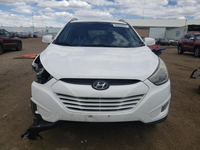 Photo 4 VIN: KM8JUCAG3FU983694 - HYUNDAI TUCSON LIM 