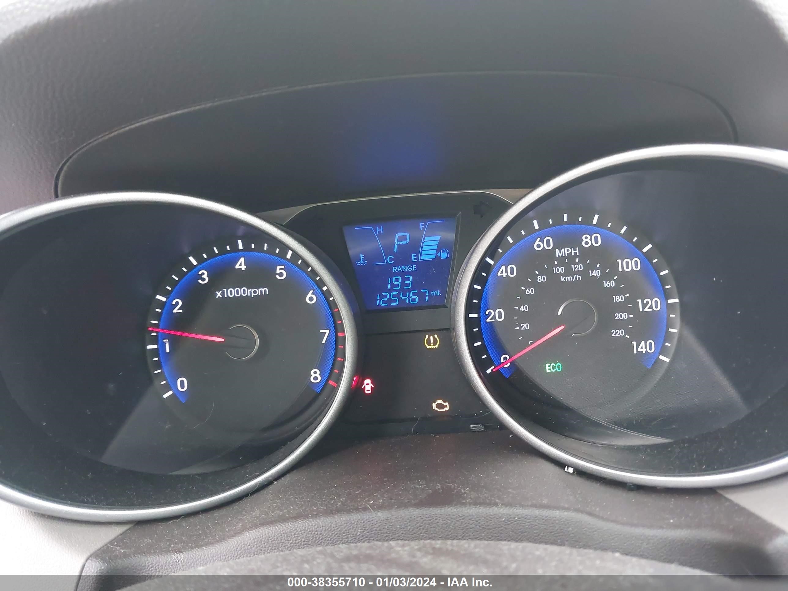 Photo 6 VIN: KM8JUCAG5EU841796 - HYUNDAI TUCSON 