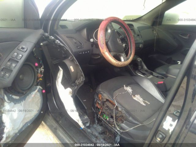 Photo 5 VIN: KM8JUCAG5FU964967 - HYUNDAI TUCSON 