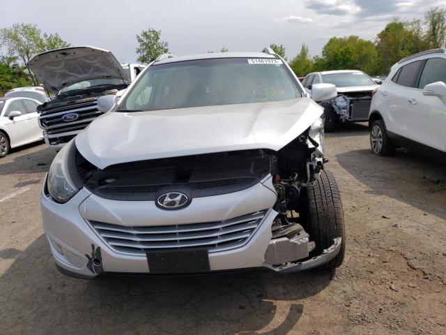 Photo 4 VIN: KM8JUCAG5FU982661 - HYUNDAI TUCSON 